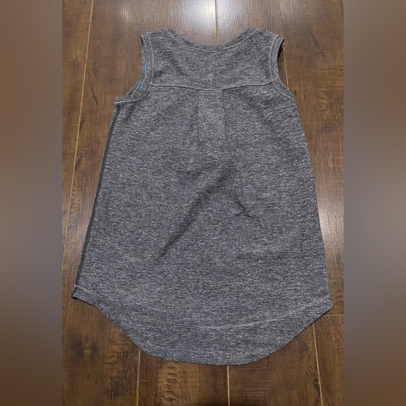 Ivivva tank size 8 - Picture 3 of 3